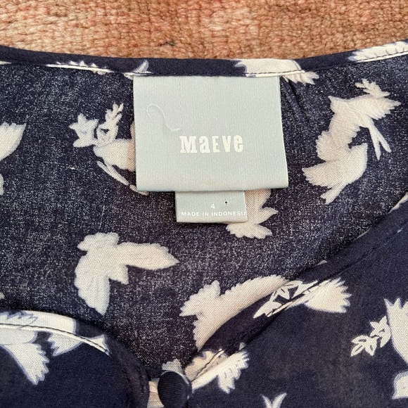 Navy Maeve bird blouse - Picture 2 of 3